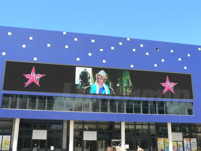 东升国际官网科技LED显示屏入驻毛里求斯高端购物娱乐中心